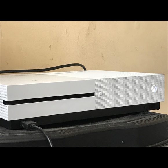 Xbox one - Picture 2 of 2